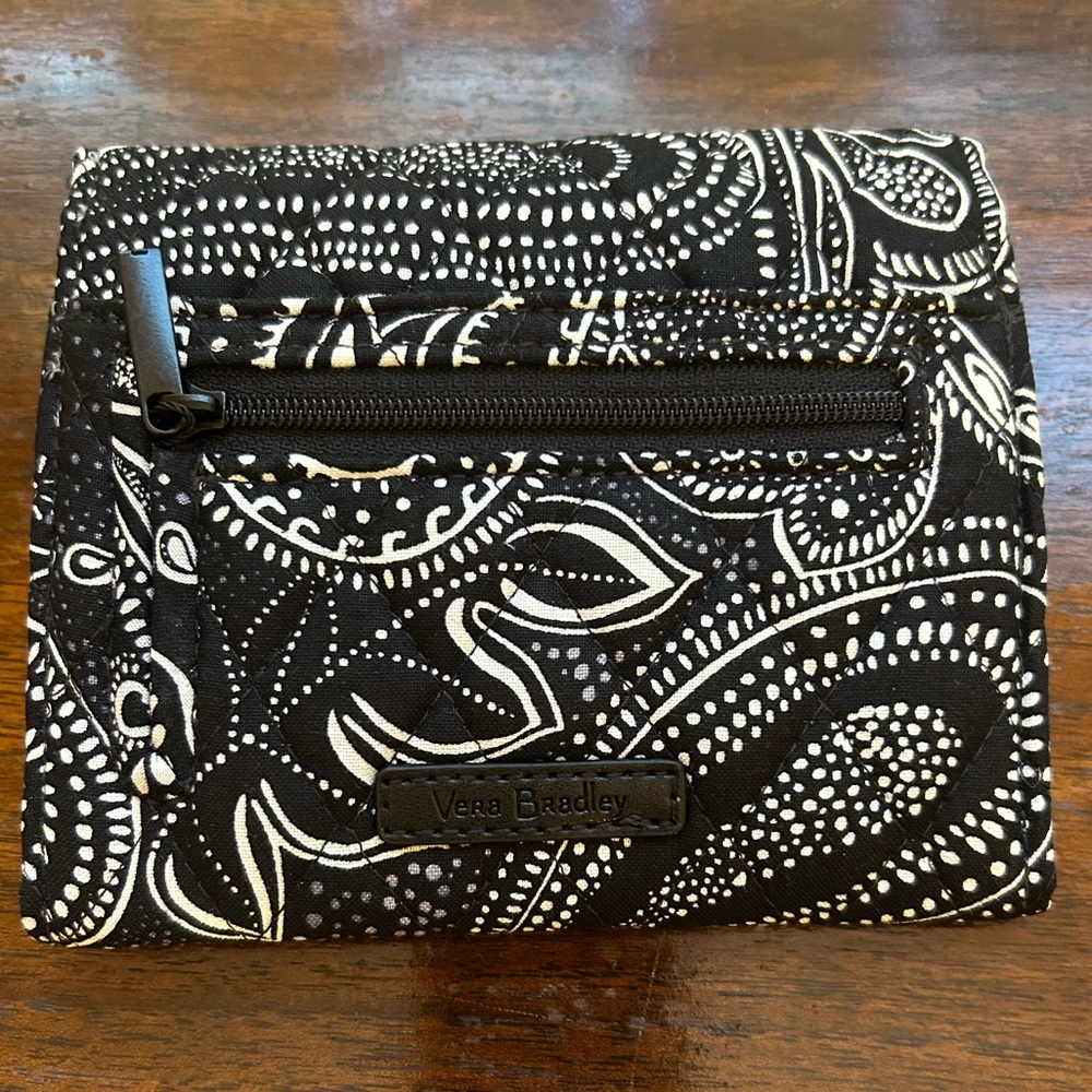 Vera Bradley Black & White Quilted Stellar Paisley Wallet RFID Mini Tri-Fold NWT